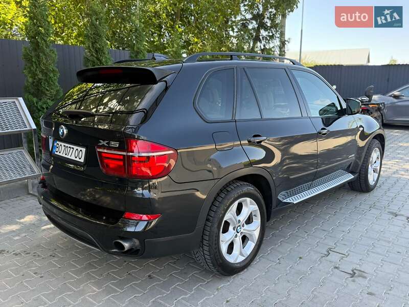 Внедорожник / Кроссовер BMW X5 2011 в Теребовле