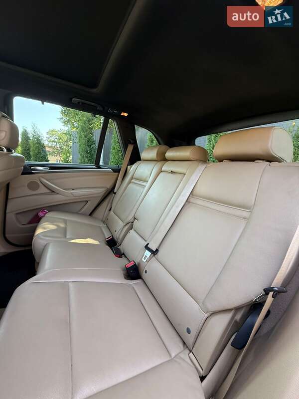 Внедорожник / Кроссовер BMW X5 2011 в Теребовле