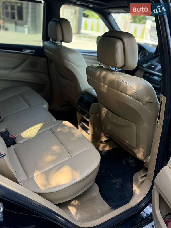 Внедорожник / Кроссовер BMW X5 2011 в Теребовле