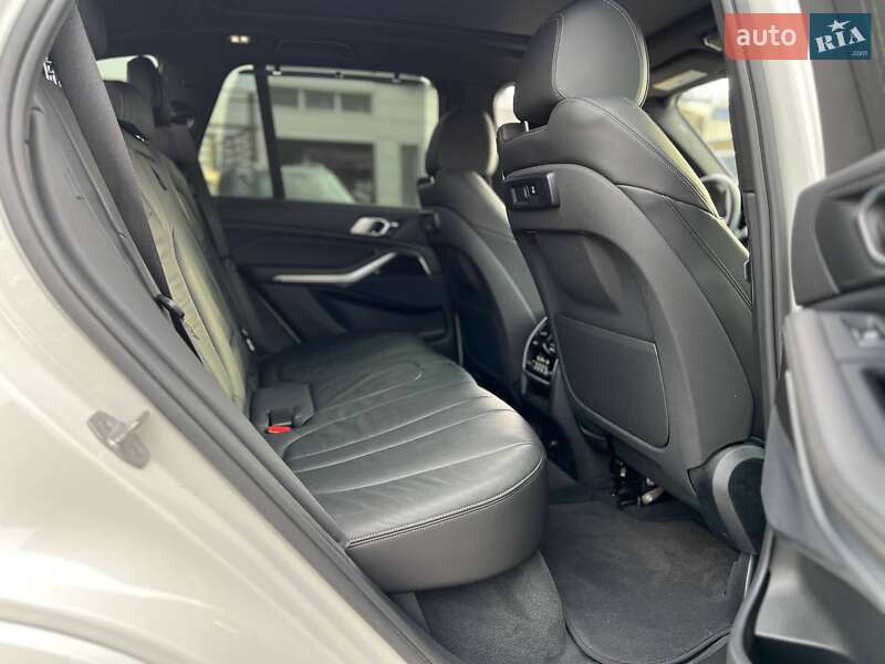 Внедорожник / Кроссовер BMW X5 2019 в Одессе