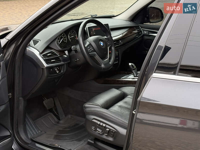 Внедорожник / Кроссовер BMW X5 2016 в Тернополе