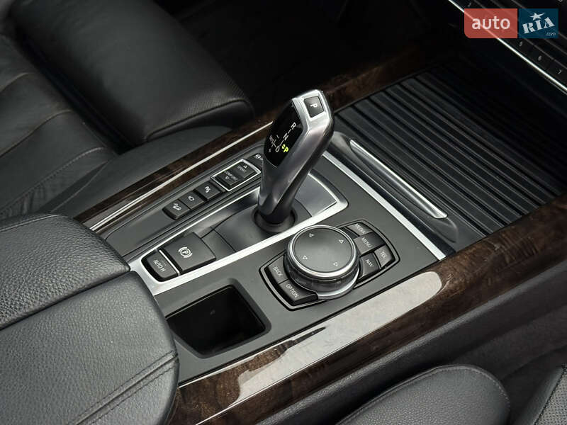 Внедорожник / Кроссовер BMW X5 2016 в Тернополе