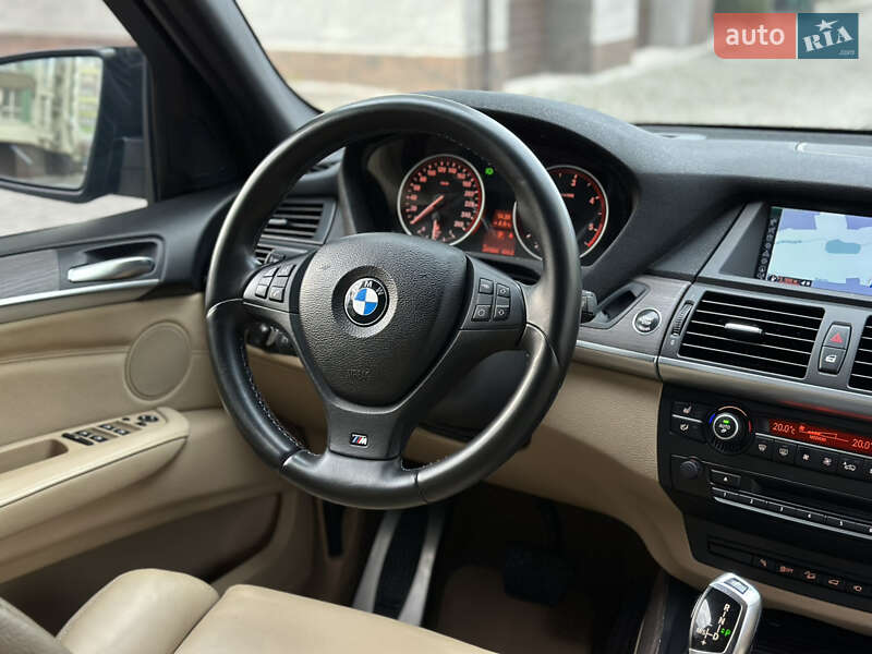 Внедорожник / Кроссовер BMW X5 2011 в Ивано-Франковске