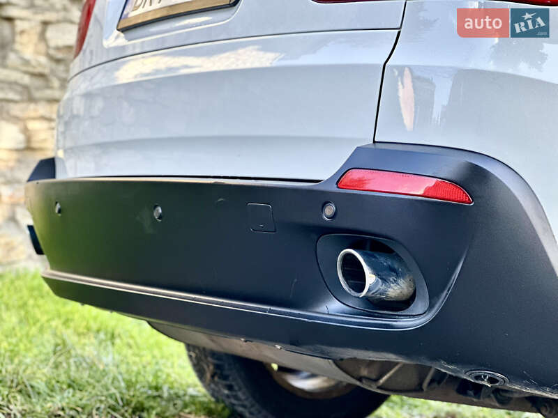 Внедорожник / Кроссовер BMW X5 2010 в Каменец-Подольском