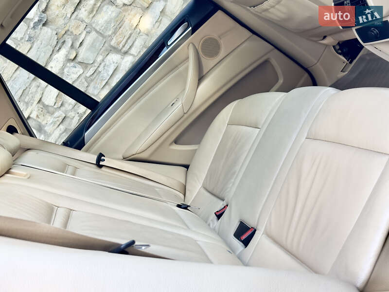 Внедорожник / Кроссовер BMW X5 2010 в Каменец-Подольском