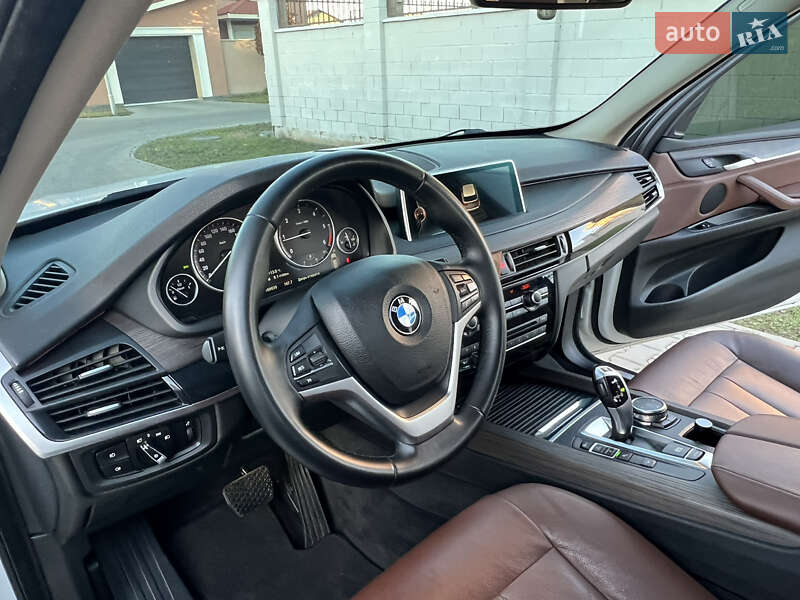 Внедорожник / Кроссовер BMW X5 2014 в Одессе