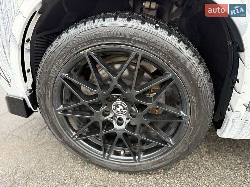 Внедорожник / Кроссовер BMW X5 2014 в Киеве