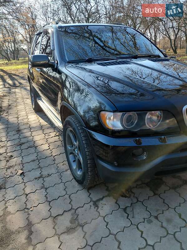Внедорожник / Кроссовер BMW X5 2002 в Днепре