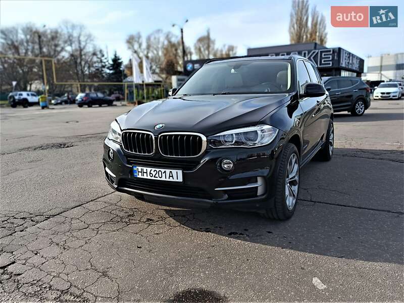 Внедорожник / Кроссовер BMW X5 2015 в Одессе