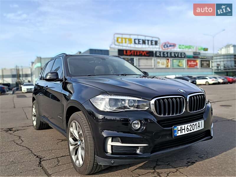 Внедорожник / Кроссовер BMW X5 2015 в Одессе