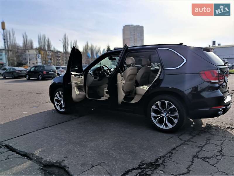 Внедорожник / Кроссовер BMW X5 2015 в Одессе
