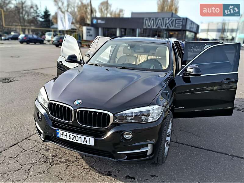 Внедорожник / Кроссовер BMW X5 2015 в Одессе