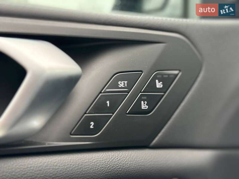 Внедорожник / Кроссовер BMW X5 2019 в Киеве