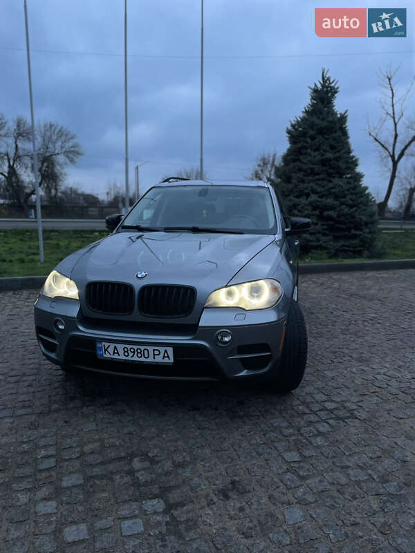 Внедорожник / Кроссовер BMW X5 2012 в Первомайске
