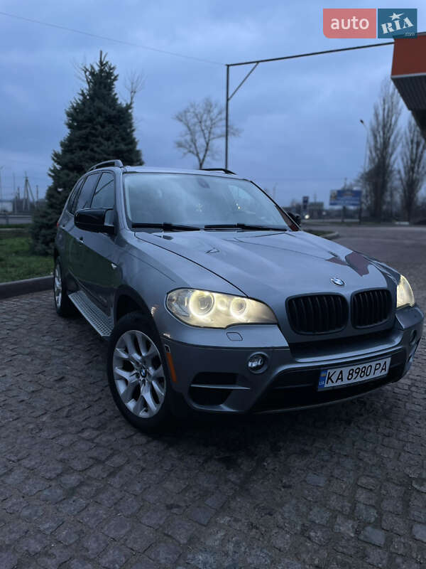 Внедорожник / Кроссовер BMW X5 2012 в Первомайске