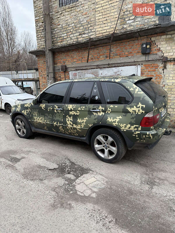 Внедорожник / Кроссовер BMW X5 2002 в Киеве