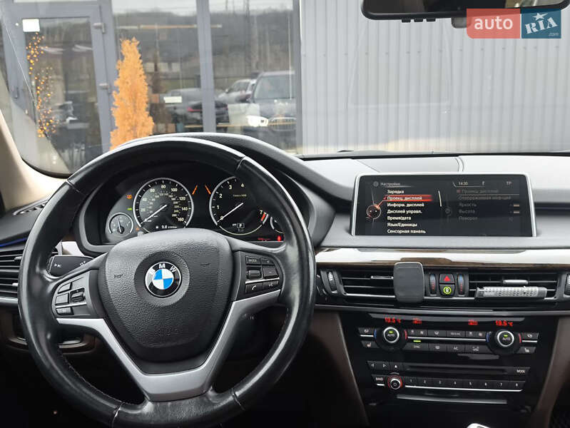 Внедорожник / Кроссовер BMW X5 2016 в Киеве