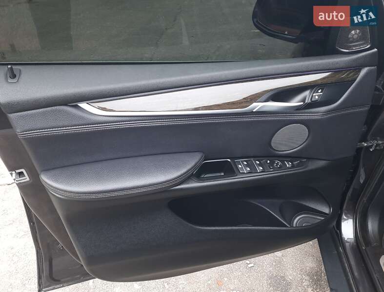 Внедорожник / Кроссовер BMW X5 2017 в Хмельницком