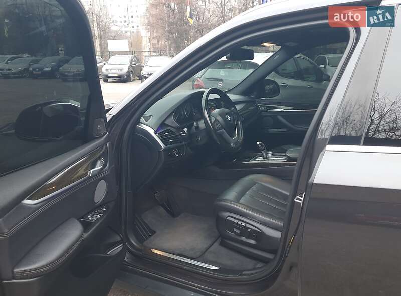 Внедорожник / Кроссовер BMW X5 2017 в Хмельницком