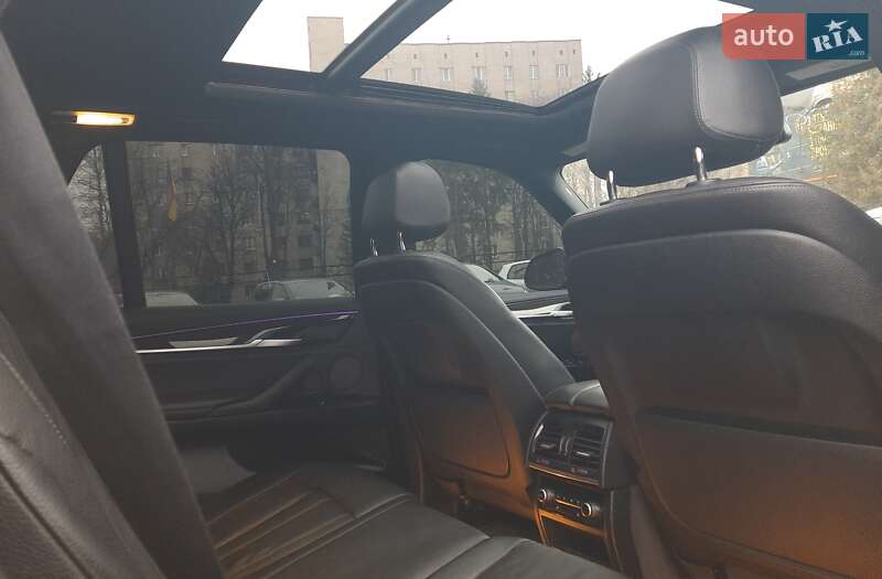 Внедорожник / Кроссовер BMW X5 2017 в Хмельницком