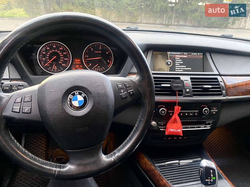 Внедорожник / Кроссовер BMW X5 2013 в Тернополе