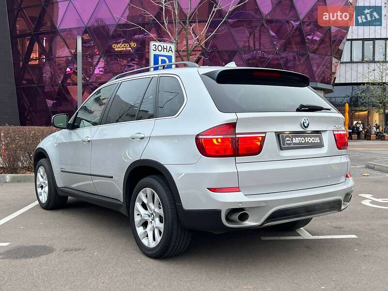 Внедорожник / Кроссовер BMW X5 2013 в Киеве