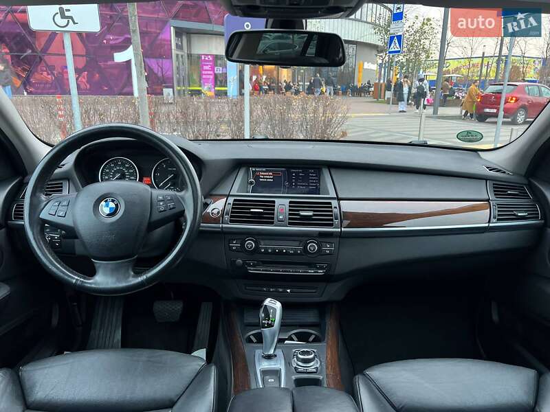 Внедорожник / Кроссовер BMW X5 2013 в Киеве