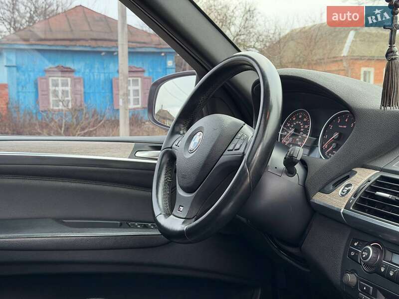 Позашляховик / Кросовер BMW X5 2013 в Охтирці