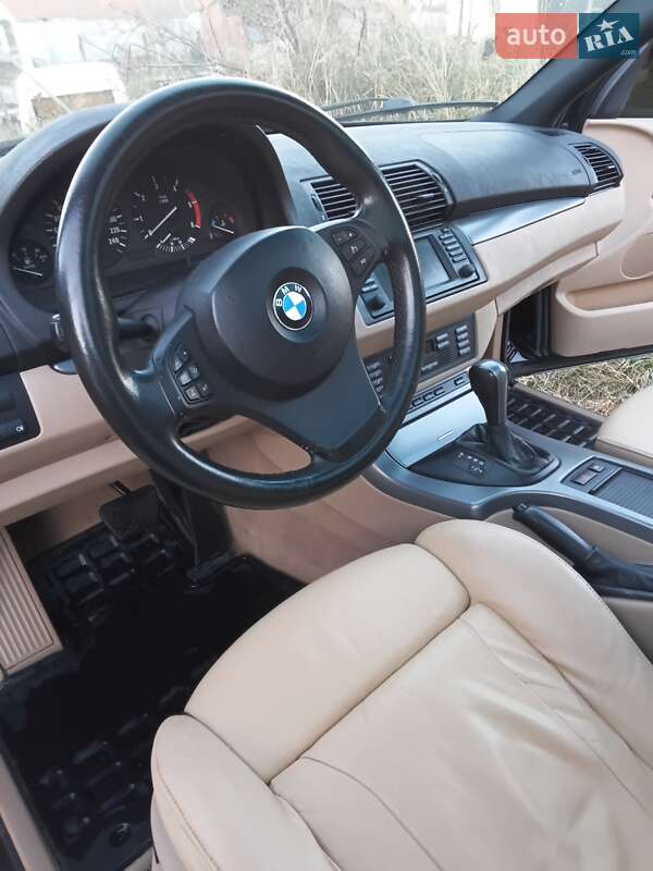 Внедорожник / Кроссовер BMW X5 2005 в Ковеле