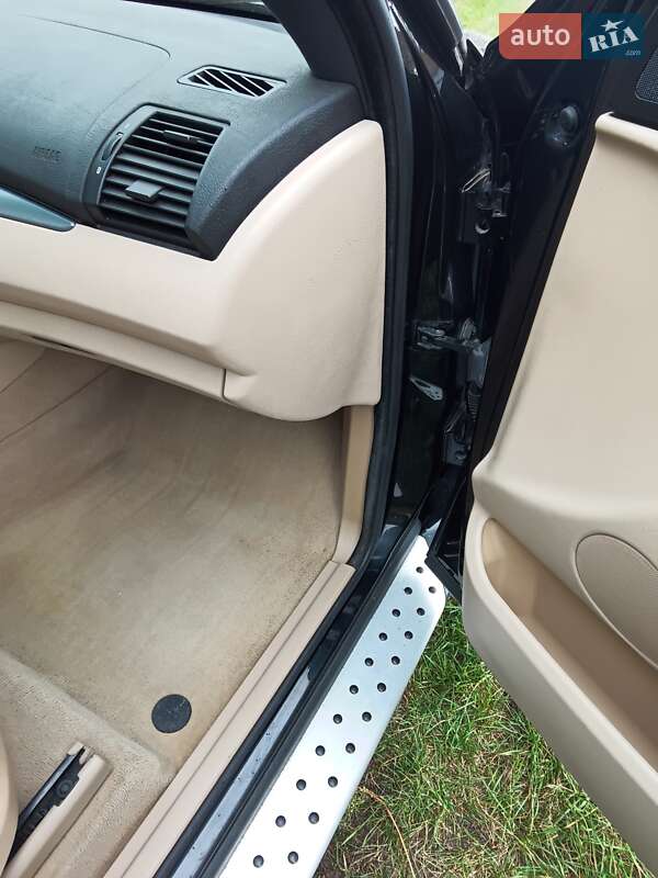 Внедорожник / Кроссовер BMW X5 2005 в Ковеле