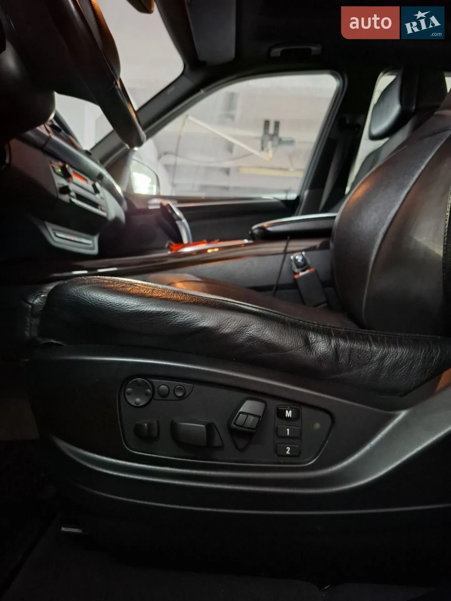 2010 BMW X5 - мініатюра 28