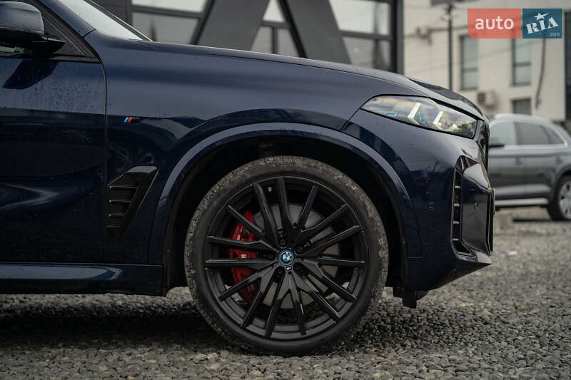 Внедорожник / Кроссовер BMW X5 2022 в Черновцах