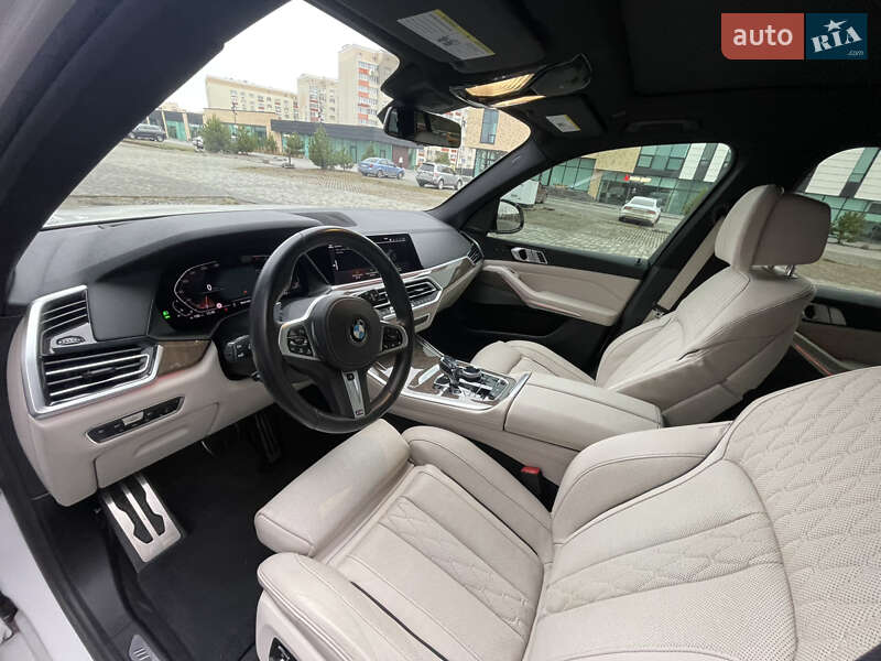 Внедорожник / Кроссовер BMW X5 2019 в Хмельницком