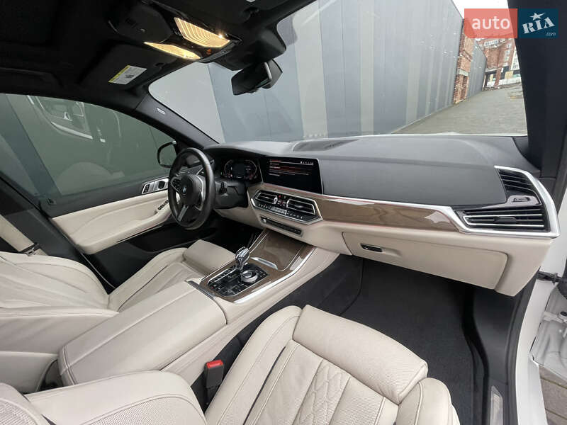 Внедорожник / Кроссовер BMW X5 2019 в Хмельницком