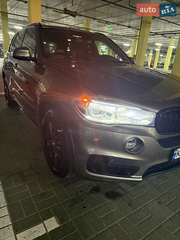 Позашляховик / Кросовер BMW X5 2016 в Гатне