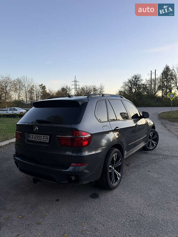 Внедорожник / Кроссовер BMW X5 2010 в Гайсине