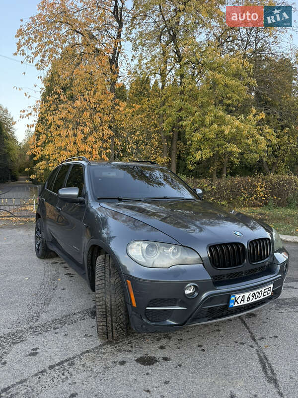 Внедорожник / Кроссовер BMW X5 2010 в Гайсине