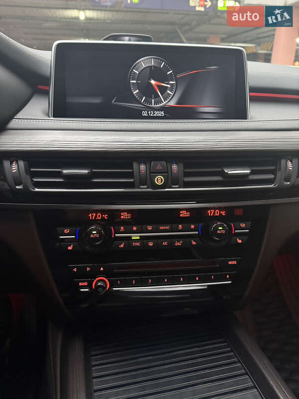 Позашляховик / Кросовер BMW X5 2016 в Гатне