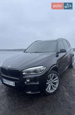 Внедорожник / Кроссовер BMW X5 2015 в Малине
