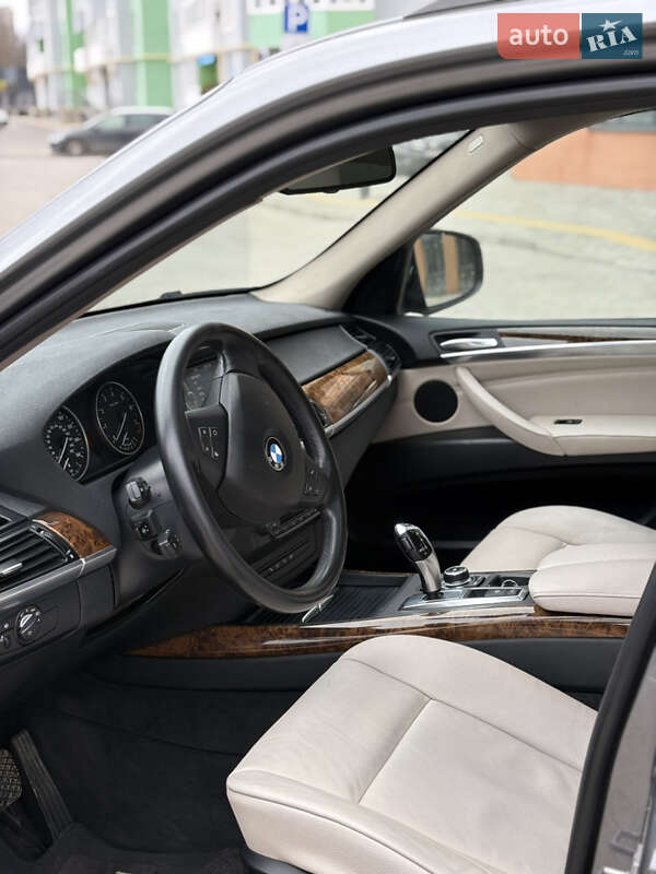 Внедорожник / Кроссовер BMW X5 2012 в Львове