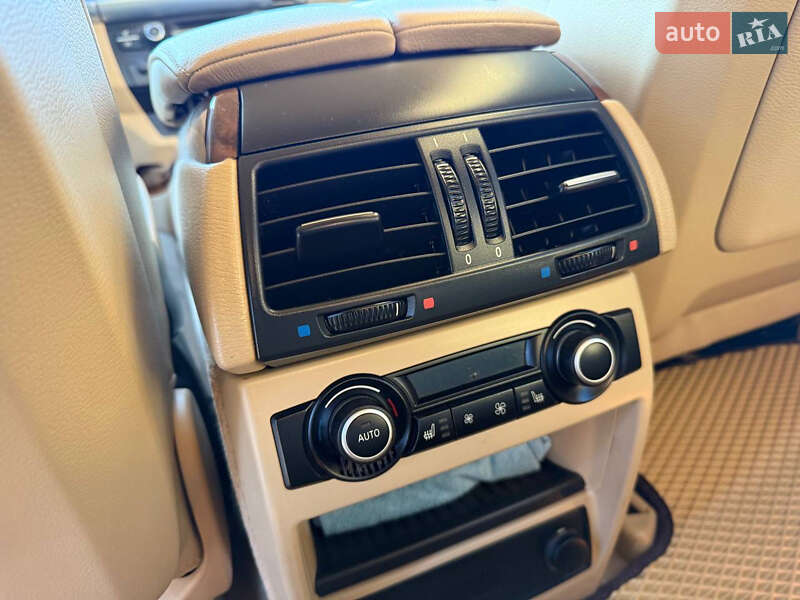 Внедорожник / Кроссовер BMW X5 2012 в Коломые