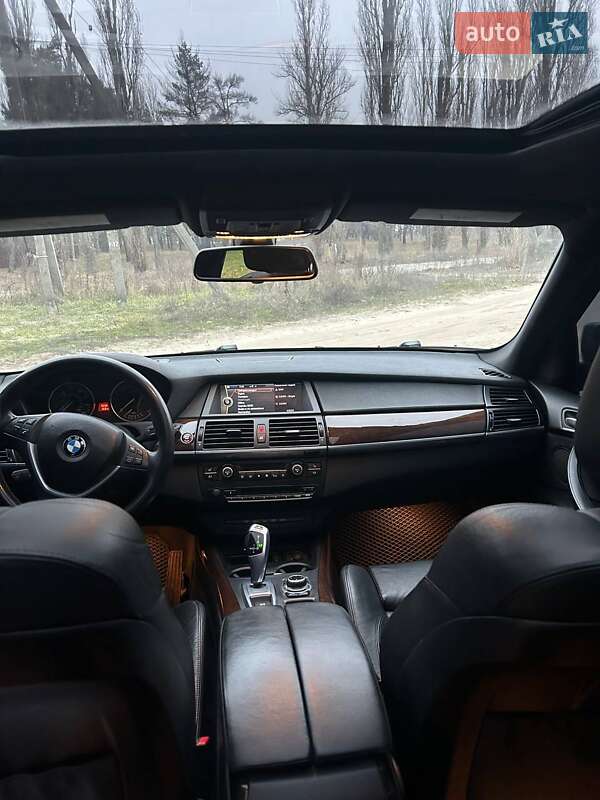 Внедорожник / Кроссовер BMW X5 2013 в Ахтырке