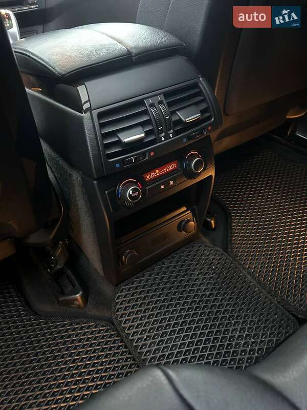 Внедорожник / Кроссовер BMW X5 2013 в Ахтырке