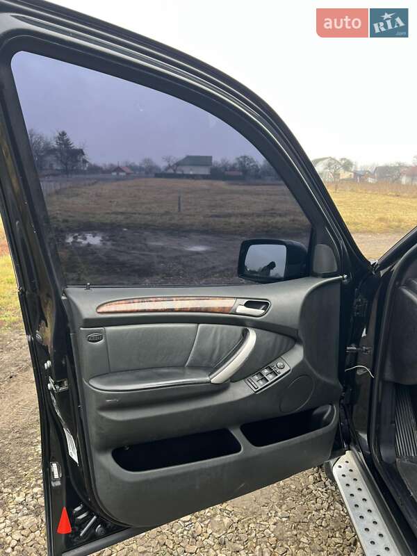 Позашляховик / Кросовер BMW X5 2002 в Коломиї
