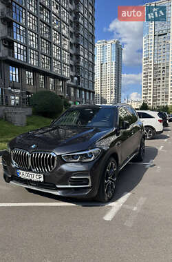 Внедорожник / Кроссовер BMW X5 2022 в Киеве