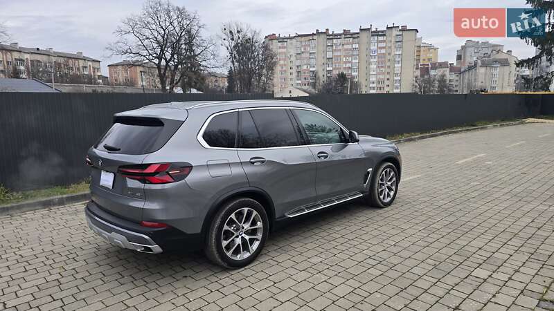 Позашляховик / Кросовер BMW X5 2023 в Івано-Франківську