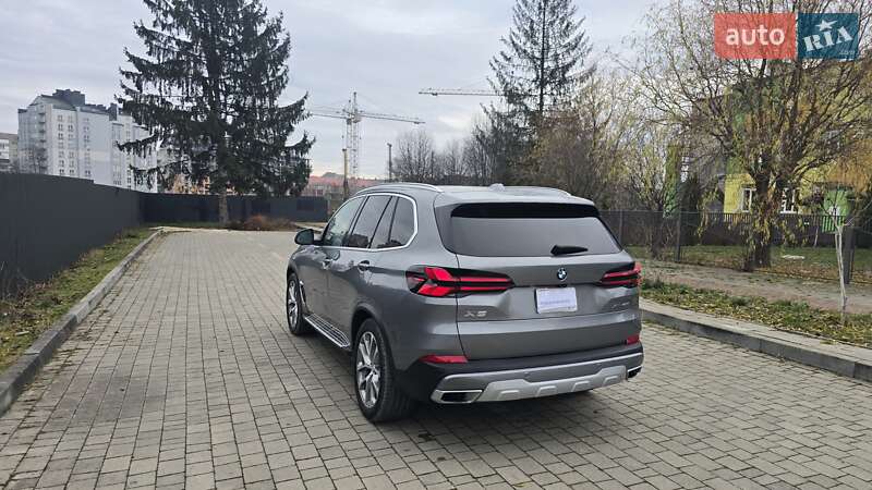 Позашляховик / Кросовер BMW X5 2023 в Івано-Франківську