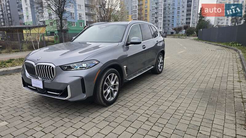 Позашляховик / Кросовер BMW X5 2023 в Івано-Франківську