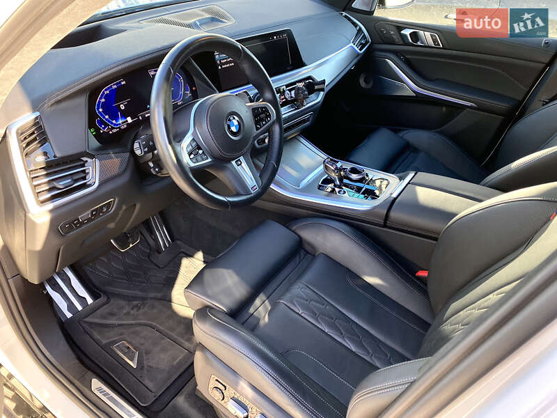 Внедорожник / Кроссовер BMW X5 2023 в Киеве