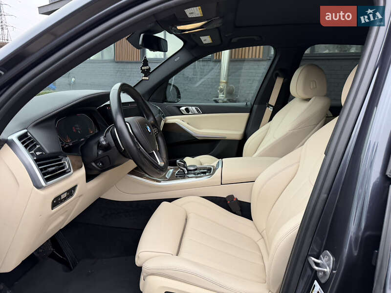 Внедорожник / Кроссовер BMW X5 2019 в Луцке